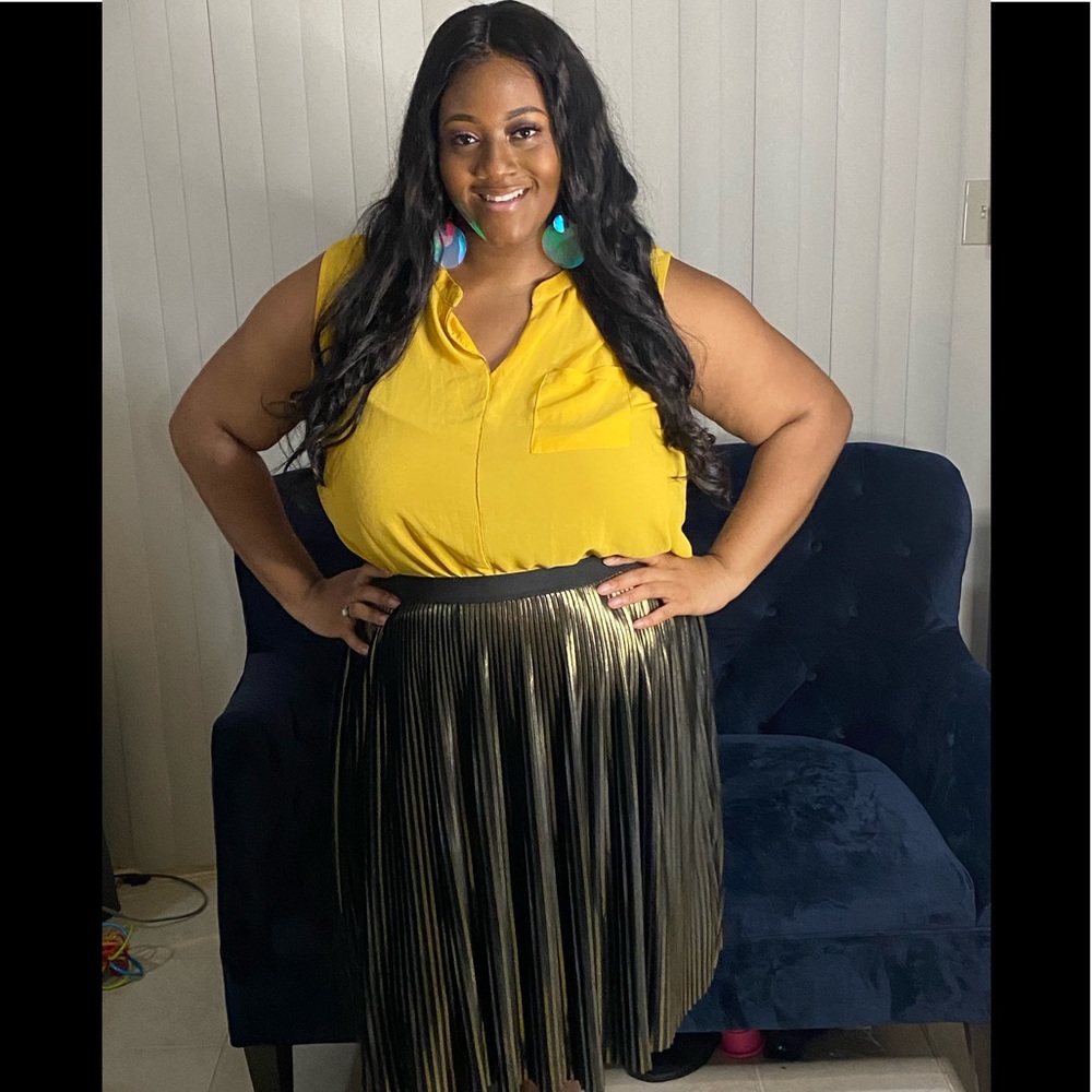 Gold pleated skirt